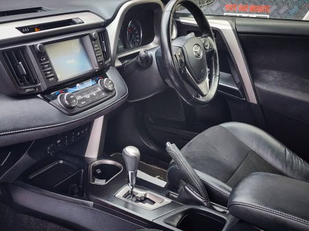 2016 Toyota RAV4 - photo 20