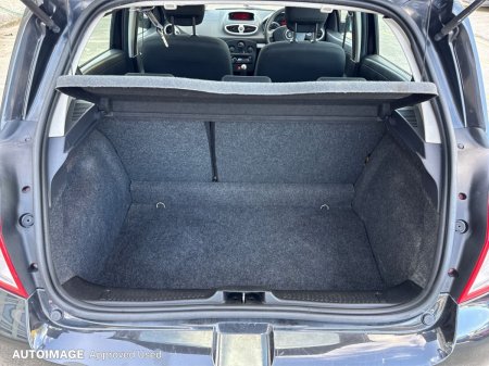 2011 Renault Clio - photo 11