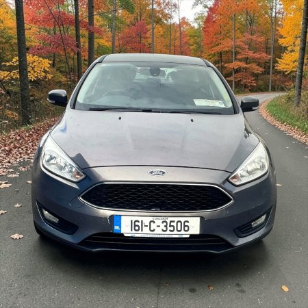 2016 Ford Focus - photo 2