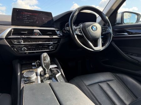 2017 BMW 5-Series - photo 9