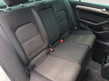2016 Volkswagen Passat - photo 9