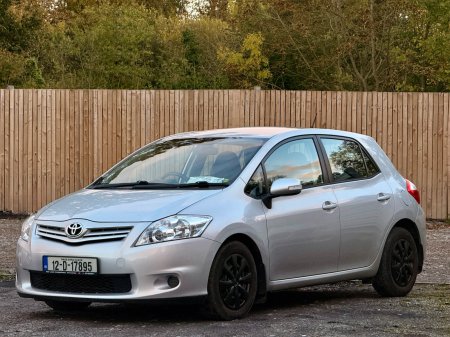 2012 Toyota Auris - photo 4