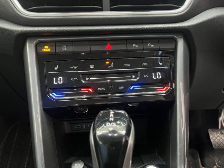 2023 Volkswagen T-Roc - photo 12