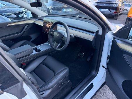 2023 Tesla Model Y - photo 6