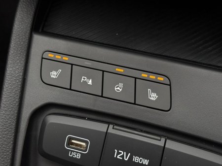 2026 Kia Stonic - photo 21