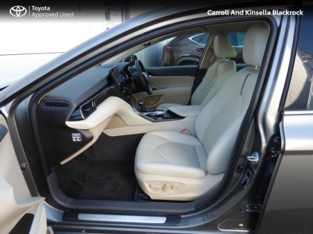 2023 Toyota Camry - photo 6