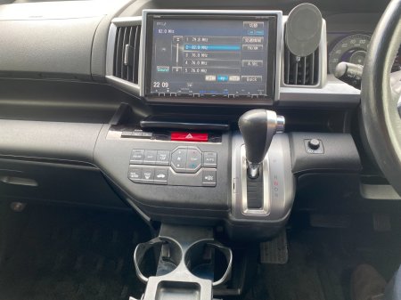 2013 Honda Stepwagon - photo 21