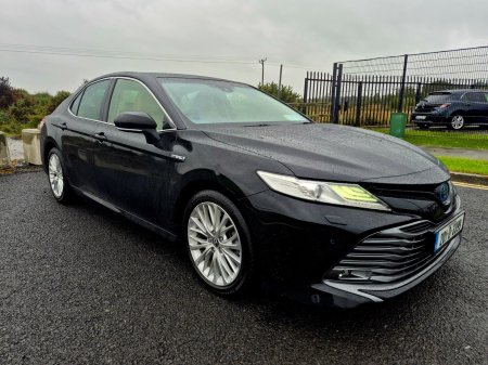 2020 Toyota Camry - photo 8