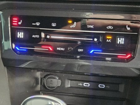 2021 Volkswagen Tiguan - photo 15