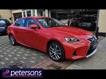 2017 Lexus IS - photo 2