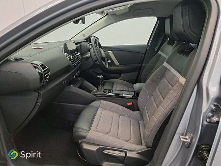 2025 Citroen C4 - photo 2