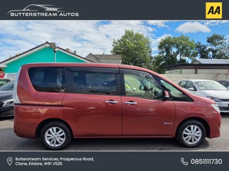 2015 Nissan Serena - photo 3