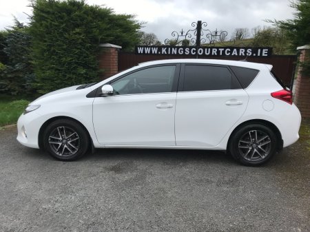 2015 Toyota Auris - photo 14