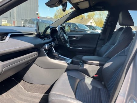 2024 Toyota RAV4 - photo 6