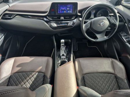 2018 Toyota C-HR - photo 2