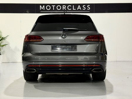 2023 Volkswagen Touareg - photo 7