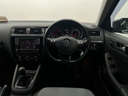 2018 Volkswagen Jetta - photo 10