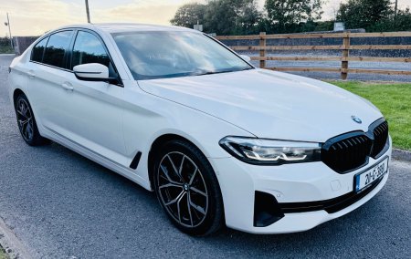 2021 BMW 5-Series - photo 2