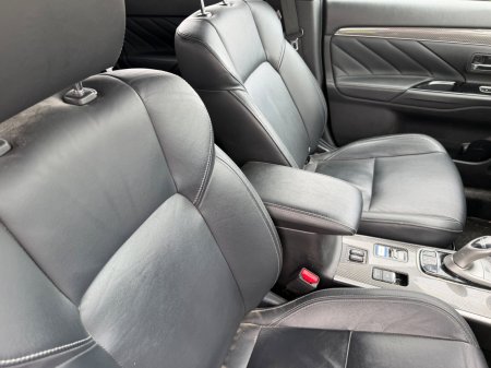 2019 Mitsubishi Outlander - photo 13