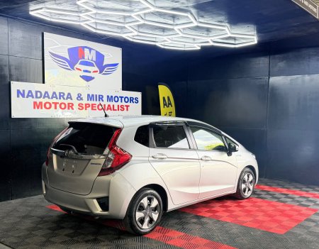 2017 Honda Fit - photo 9