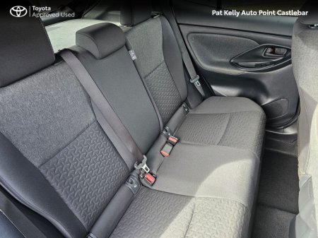 2022 Toyota Yaris Cross - photo 11