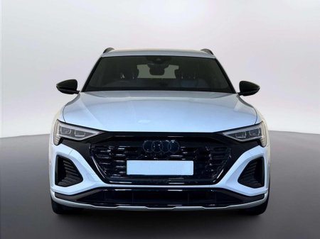 2023 Audi Q8 e-tron - photo 2