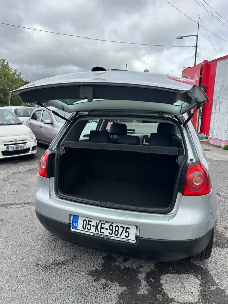 2005 Volkswagen Golf - photo 29