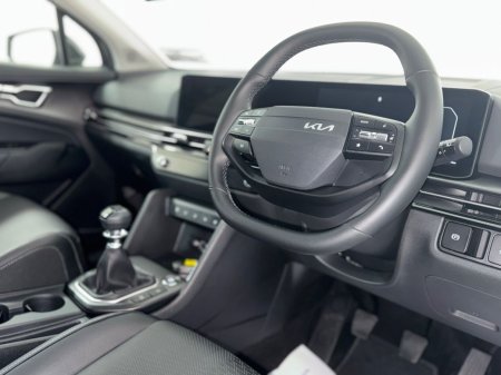 2025 Kia Sportage - photo 2