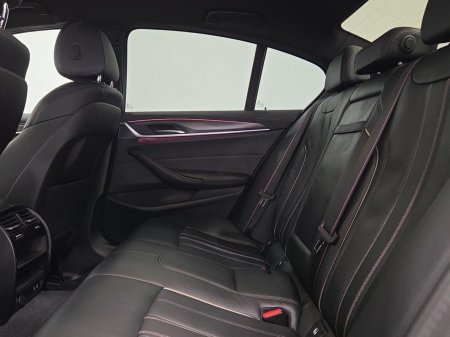 2023 BMW 5-Series - photo 11