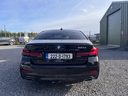 2022 BMW 5-Series - photo 6