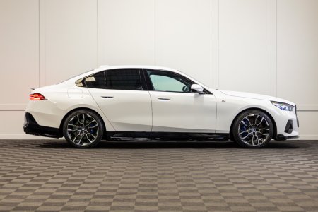 2024 BMW i5 - photo 6