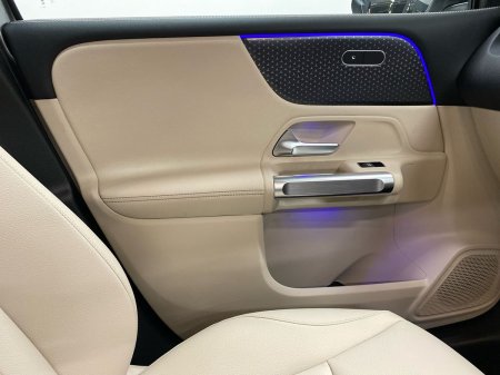 2026 Mercedes-Benz GLB - photo 14