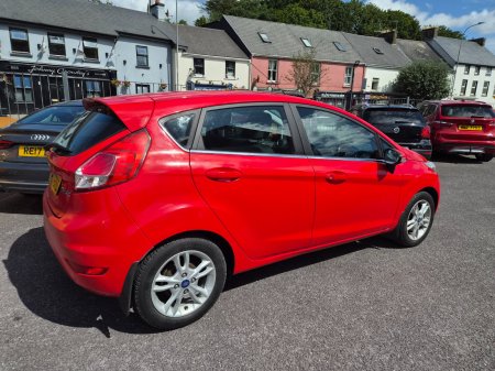 2015 Ford Fiesta - photo 4