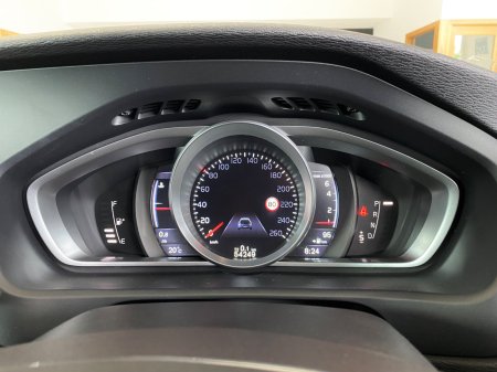 2015 Volvo V40 - photo 20