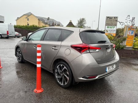 2016 Toyota Auris - photo 4