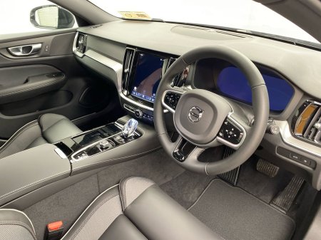 2027 Volvo V60 - photo 12