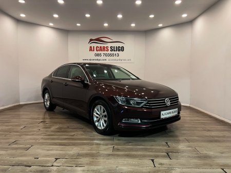 2019 Volkswagen Passat - photo 2