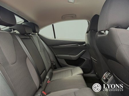 2022 Skoda Octavia - photo 5