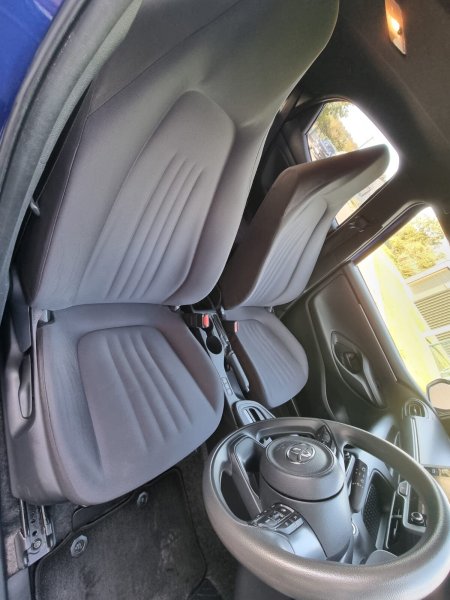 2021 Toyota Yaris - photo 21