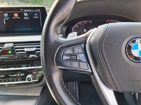 2020 BMW 5-Series - photo 18