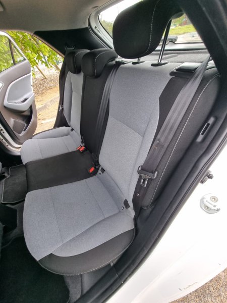 2016 Hyundai i20 - photo 13