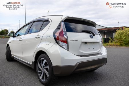 2015 Toyota Aqua - photo 5