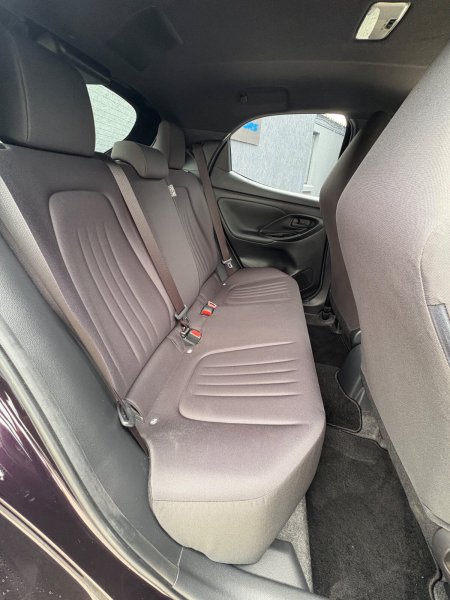 2020 Toyota Yaris - photo 7