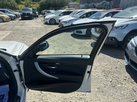 2017 BMW 3-Series - photo 10