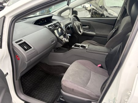 2013 Toyota Prius - photo 20
