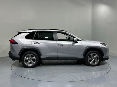 2021 Toyota RAV4 - photo 7