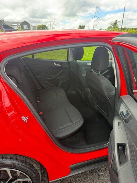 2021 Ford Focus - photo 7