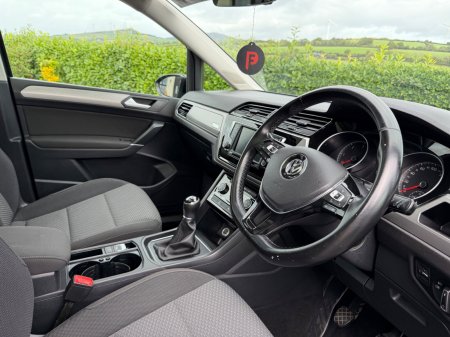 2016 Volkswagen Touran - photo 11