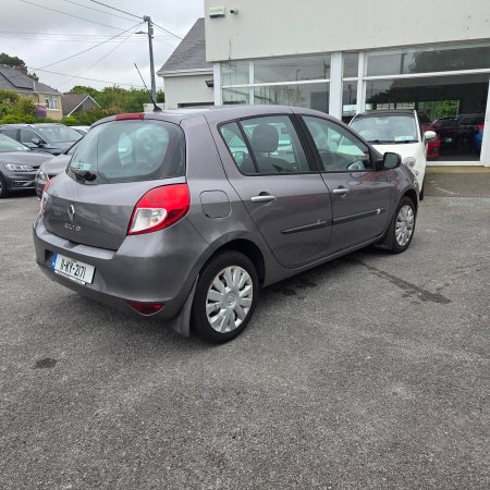 2011 Renault Clio - photo 5
