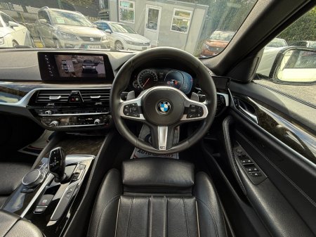 2017 BMW 5-Series - photo 9
